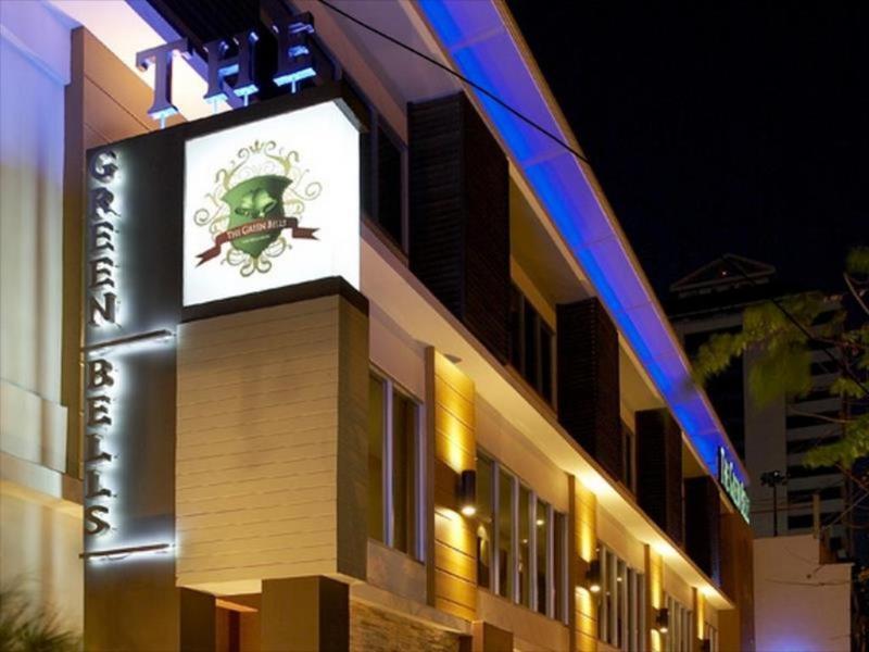 The Green Bells Bangkok Exterior foto