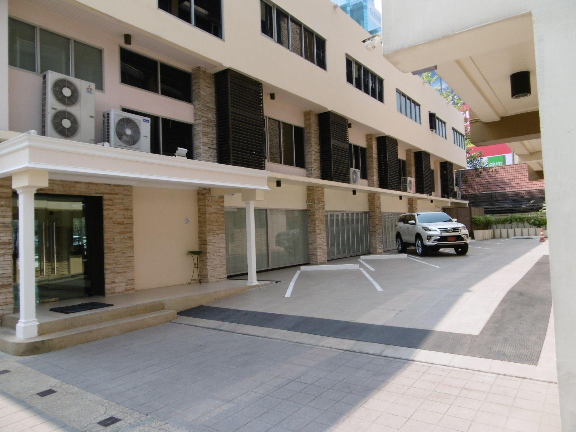The Green Bells Bangkok Exterior foto